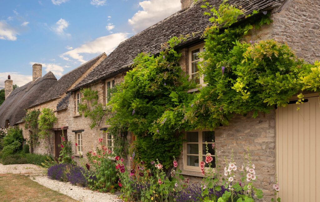 Cotswold Buying Agent